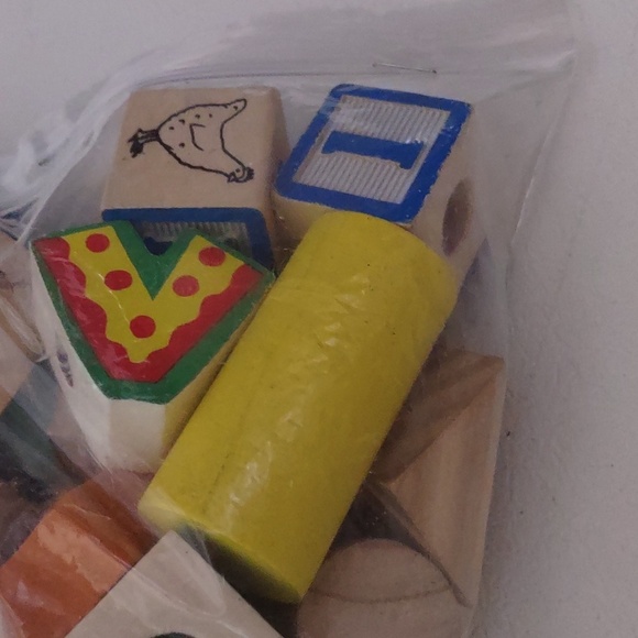 Bag of children's building blocks wooden blocks shapes letters sensory - Picture 4 of 6